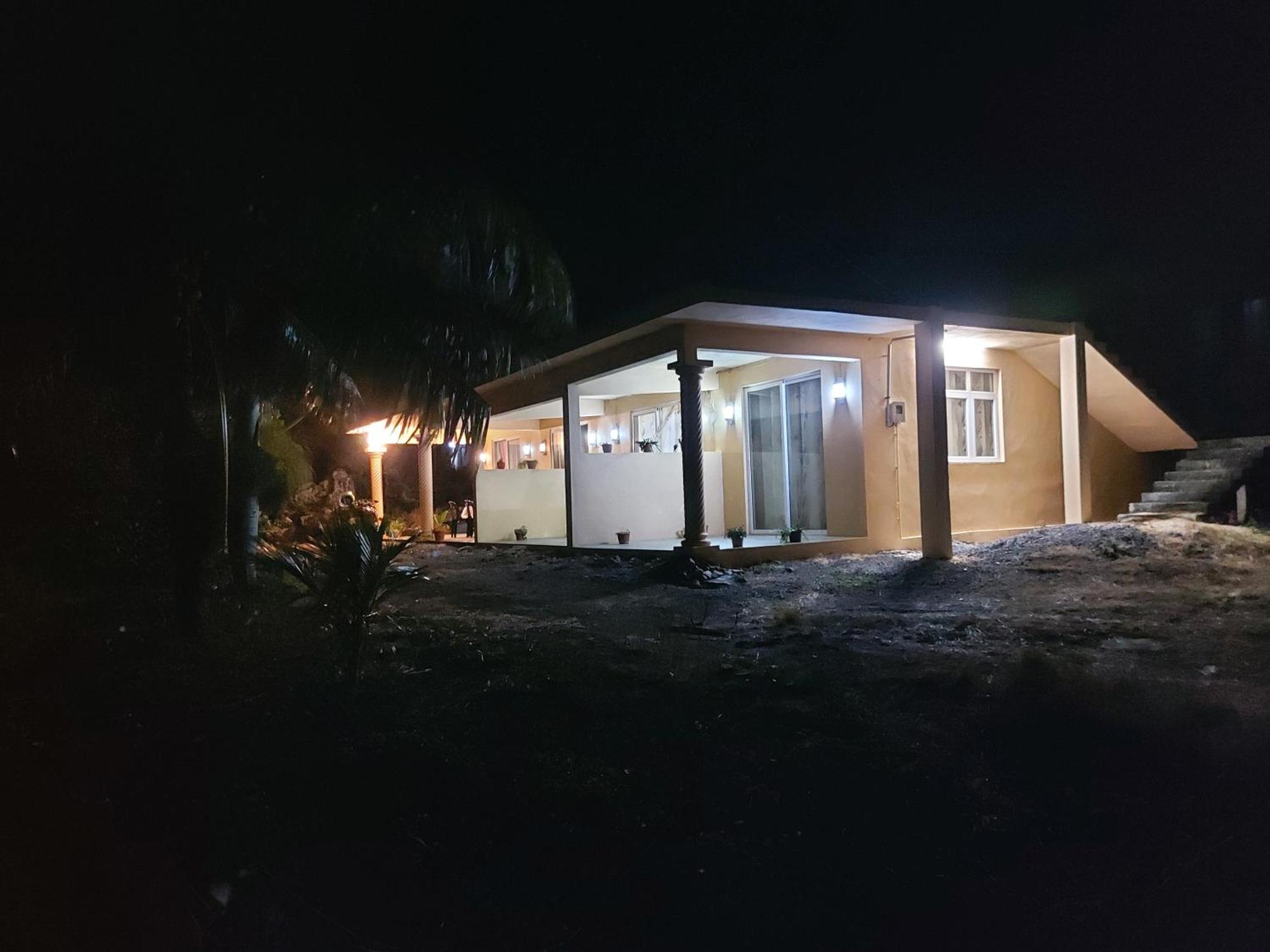 Ocean Viewpoint Lodge Port Mathurin Exterior foto